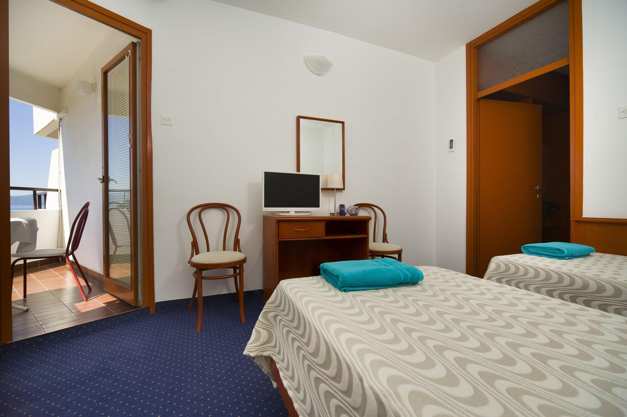 Hotel Laguna Gradac  Exterior photo